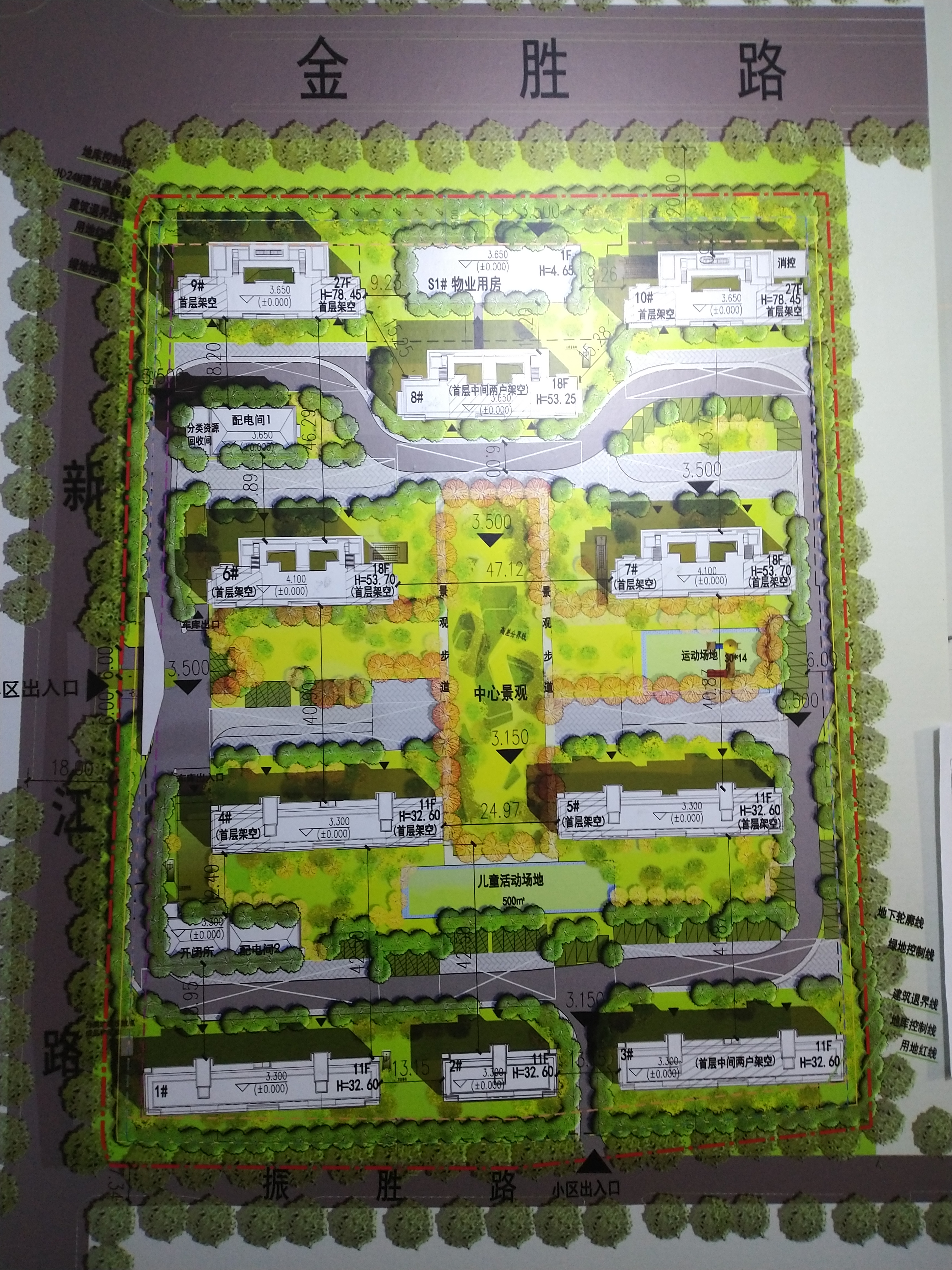 我們是一家集工業(yè)與民用建設(shè)、安裝、裝修裝飾、地基與基礎(chǔ)、大型土石方、市場(chǎng)開(kāi)發(fā)為一體的施工總承包企業(yè)。