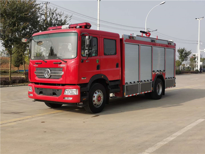 東風(fēng)7噸泡沫消防車 東風(fēng)7噸泡沫消防車